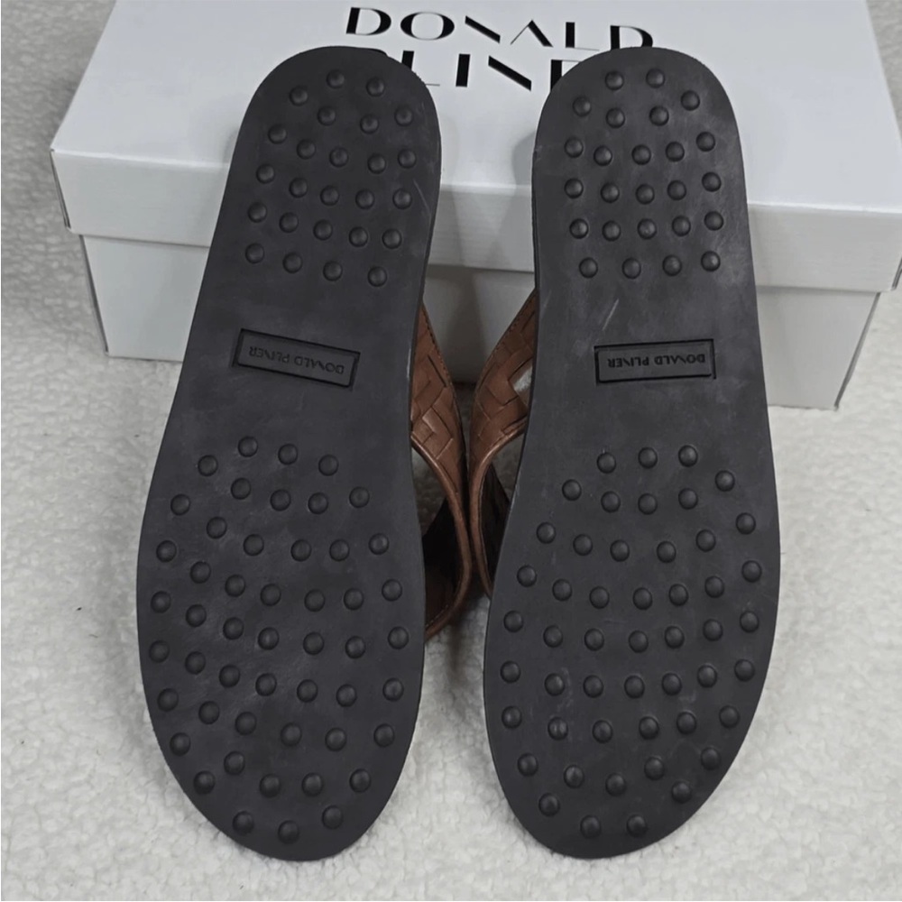 Donald Pliner “Pascal” Brown Sandals - Picture 5 of 9